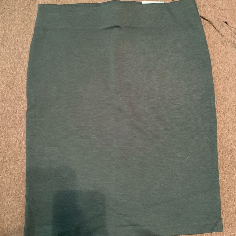 Emerald Green Pencil Skirt *NWT!*